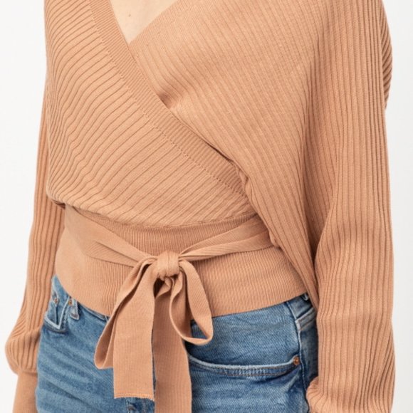 Light Clay Warp Knit Sweater - Picture 5 of 6